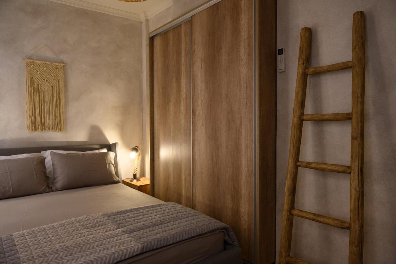 The In Town Apartment - With A Private Terrace Corfu  외부 사진
